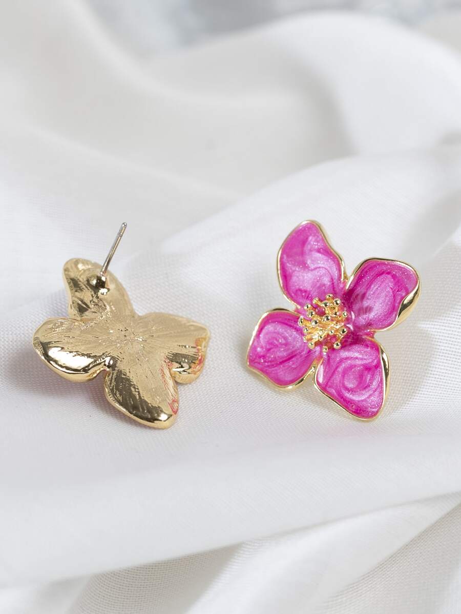 Enamel Flower Stud Earrings – Minimalist Jewellery for Women