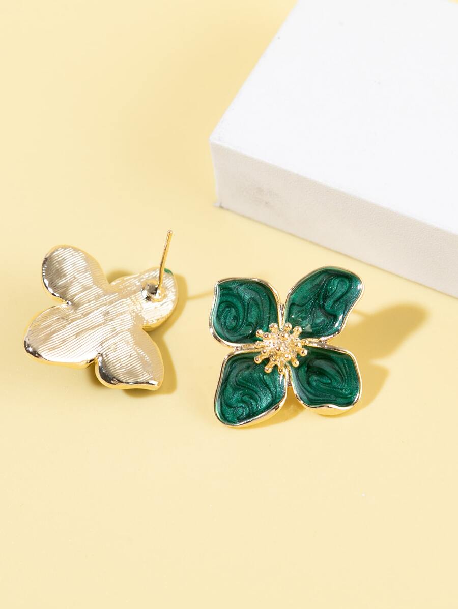 Enamel Flower Stud Earrings – Minimalist Jewellery for Women