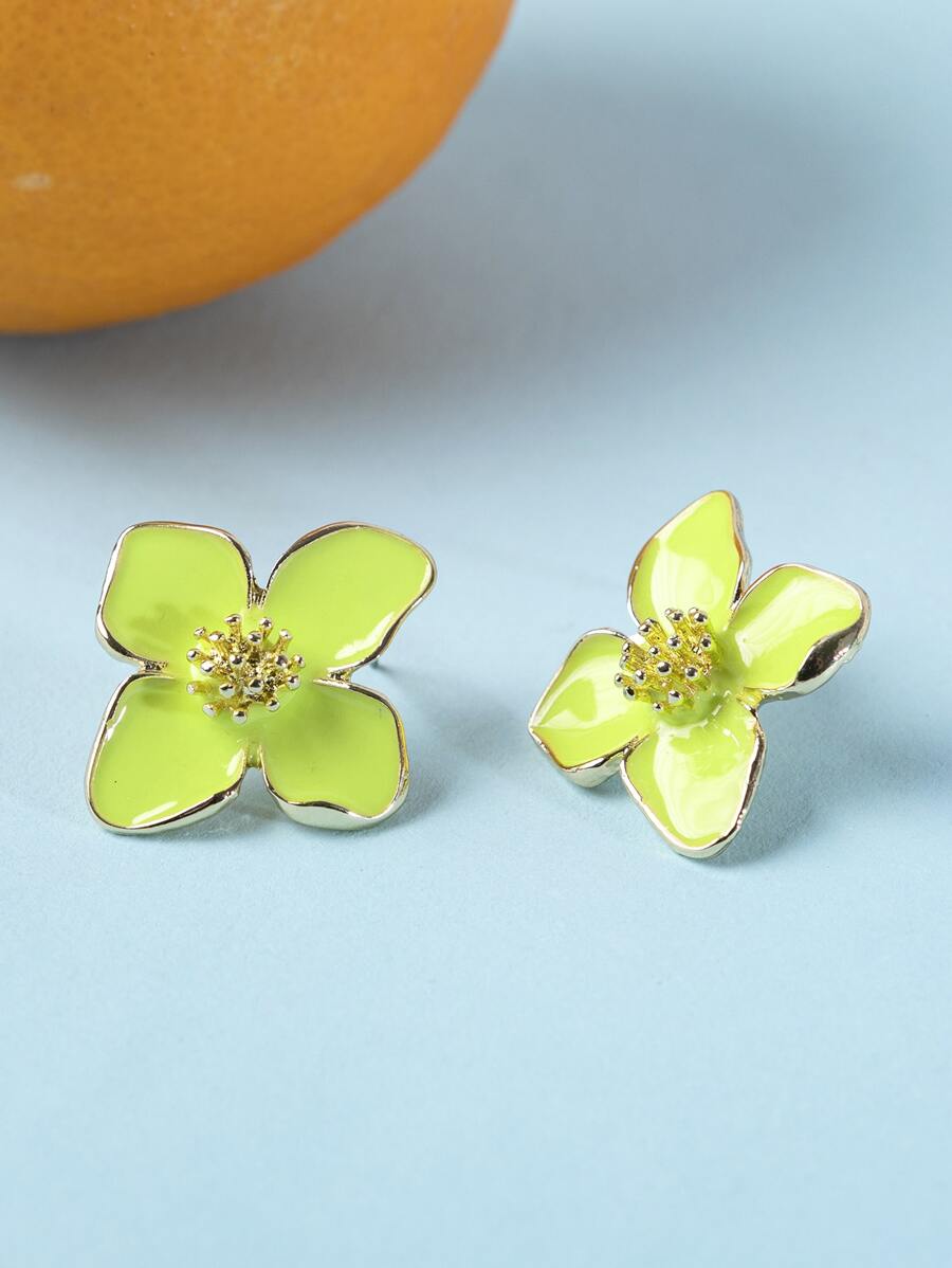 Enamel Flower Stud Earrings – Minimalist Jewellery for Women