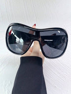 Wraparound Shield Fashion Glasses – Y2K Beach Eyewear for Women