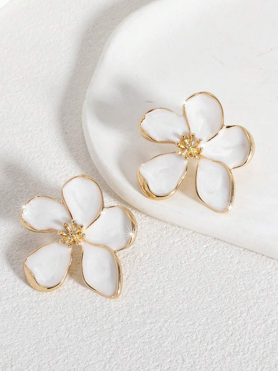 Enamel Flower Stud Earrings – Minimalist Jewellery for Women