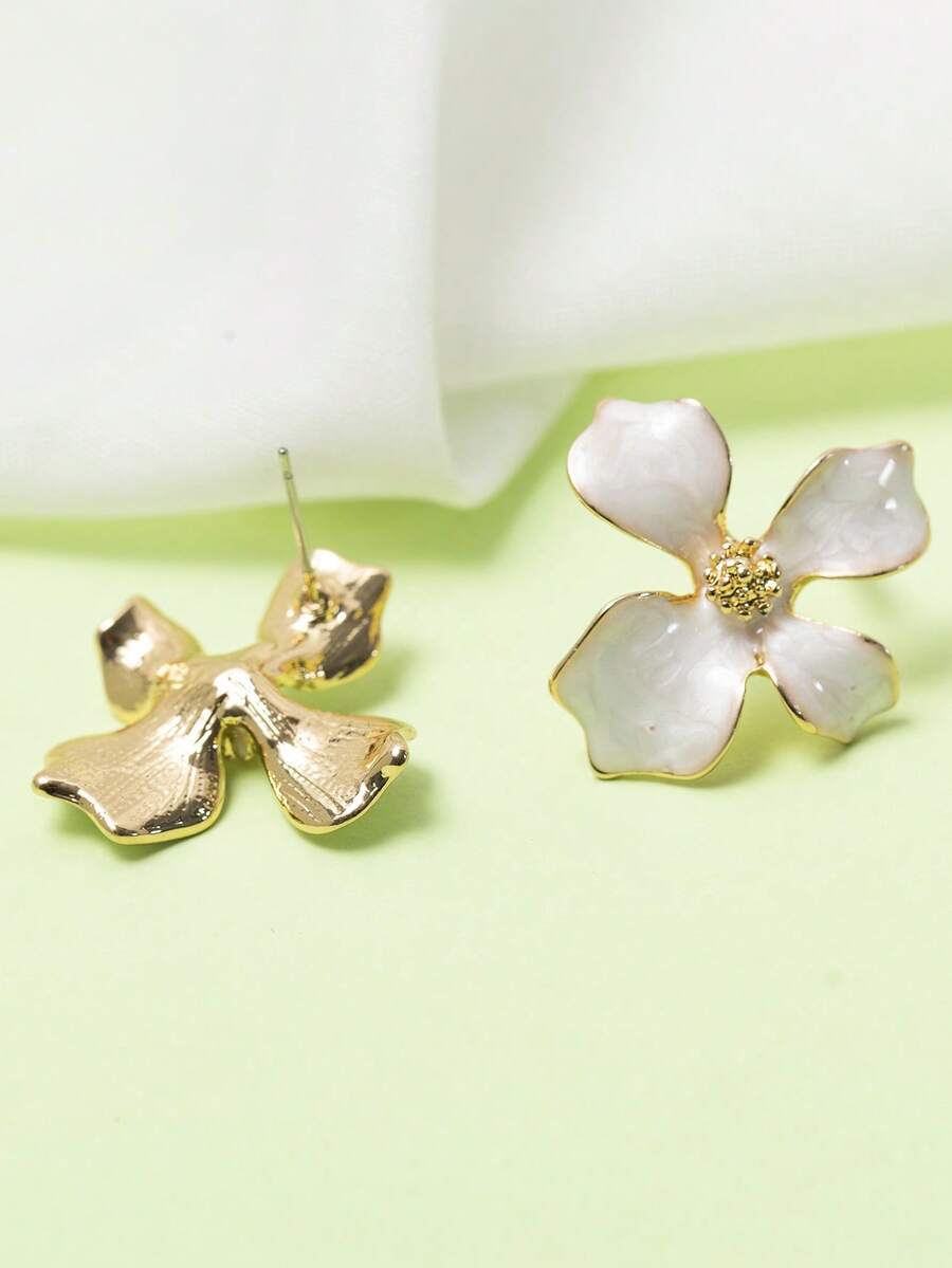 Enamel Flower Stud Earrings – Minimalist Jewellery for Women
