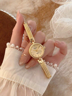 Oval Green Dial Bracelet Watch – Minimalist Dress Watch for Women