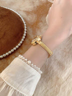 Oval Green Dial Bracelet Watch – Minimalist Dress Watch for Women