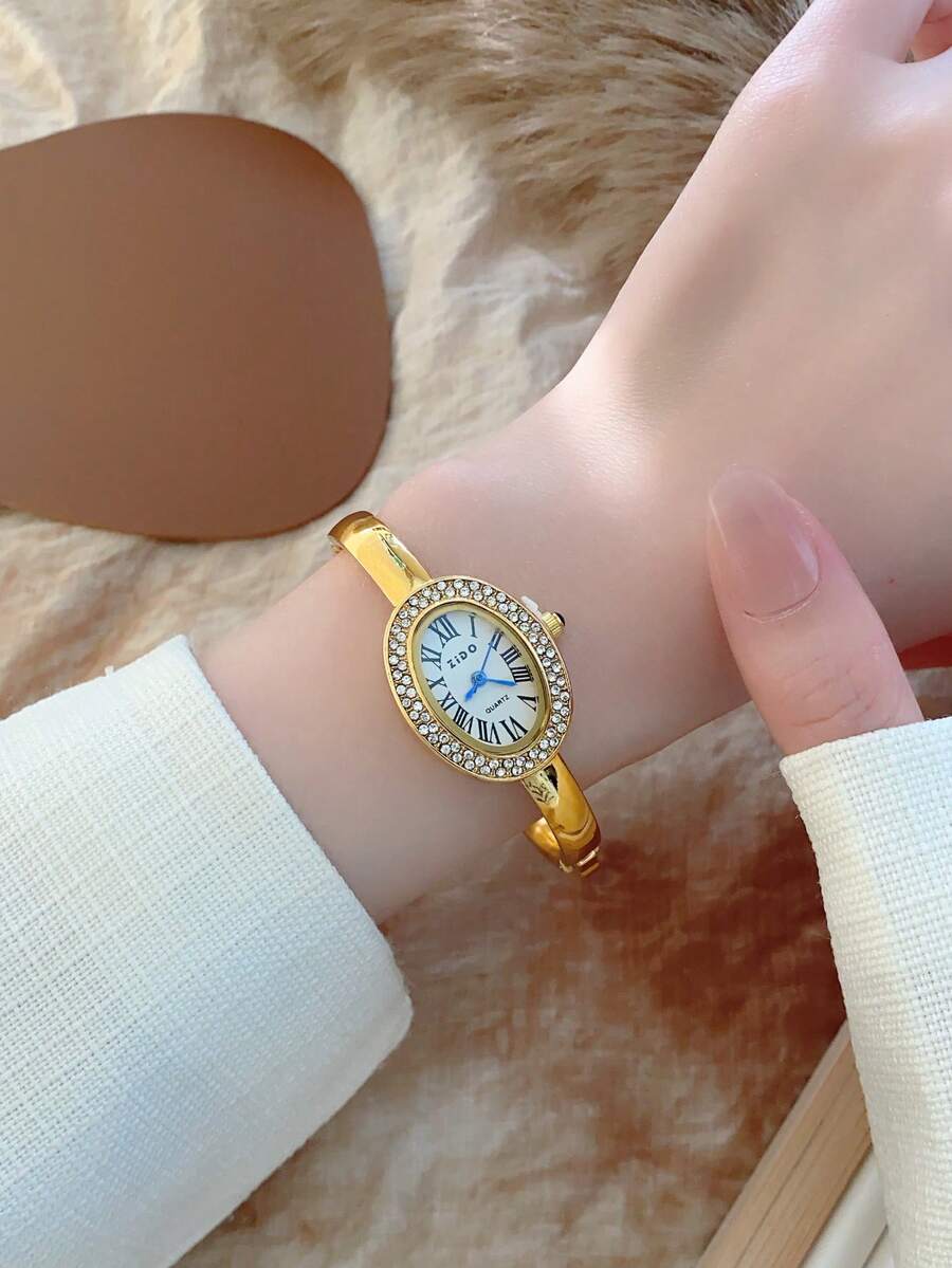 Oval Green Dial Bracelet Watch – Minimalist Dress Watch for Women