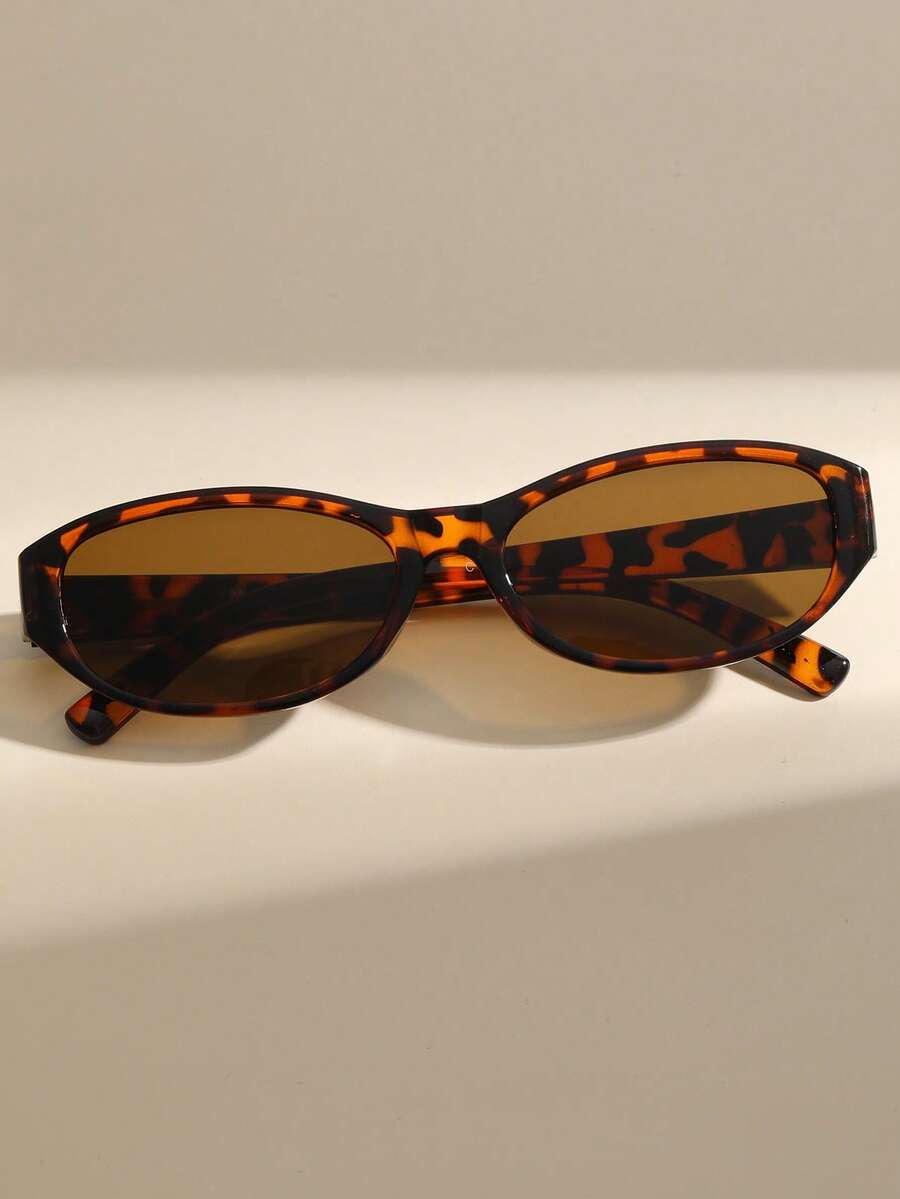 Unisex Oval Fashion Glasses – Street Style Eyewear in Multiple Colours