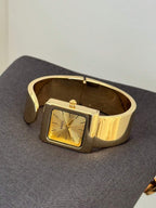 Oval Green Dial Bracelet Watch – Minimalist Dress Watch for Women