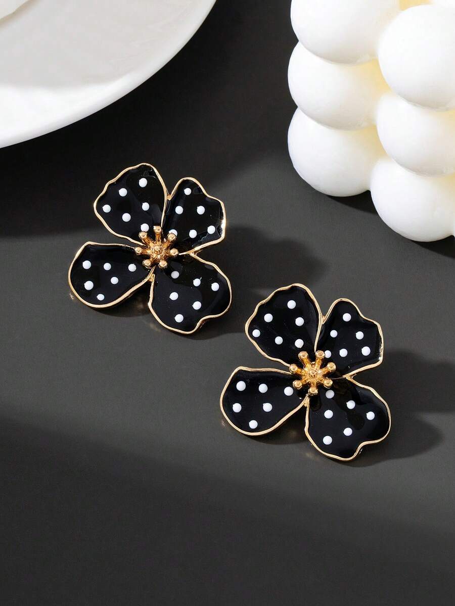 Tie Dye Drip Flower Asymmetric Stud Earrings – Jewellery for Women