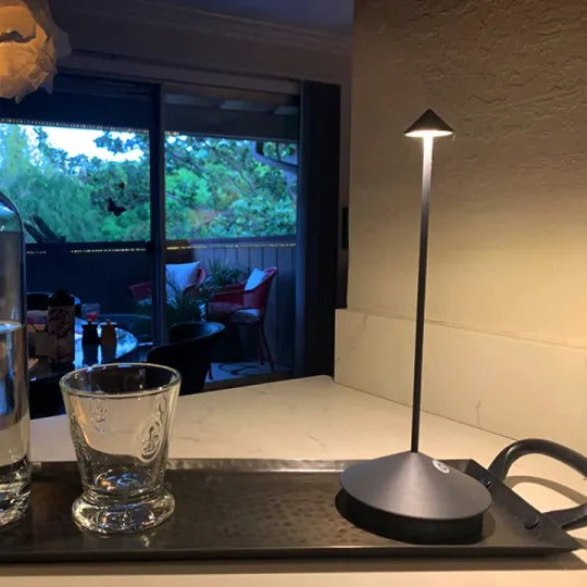 Modern LED Table Lamp - CalmLight