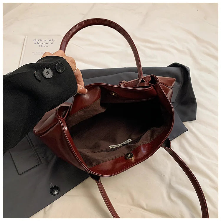 Women's Vintage PU Leather Shoulder Bag – Large Capacity Commuter Tote Handbag