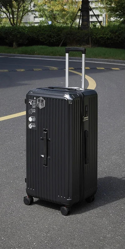 Oversized Spinner Suitcase – High Capacity 5-Wheel Trolley Luggage with Lock
