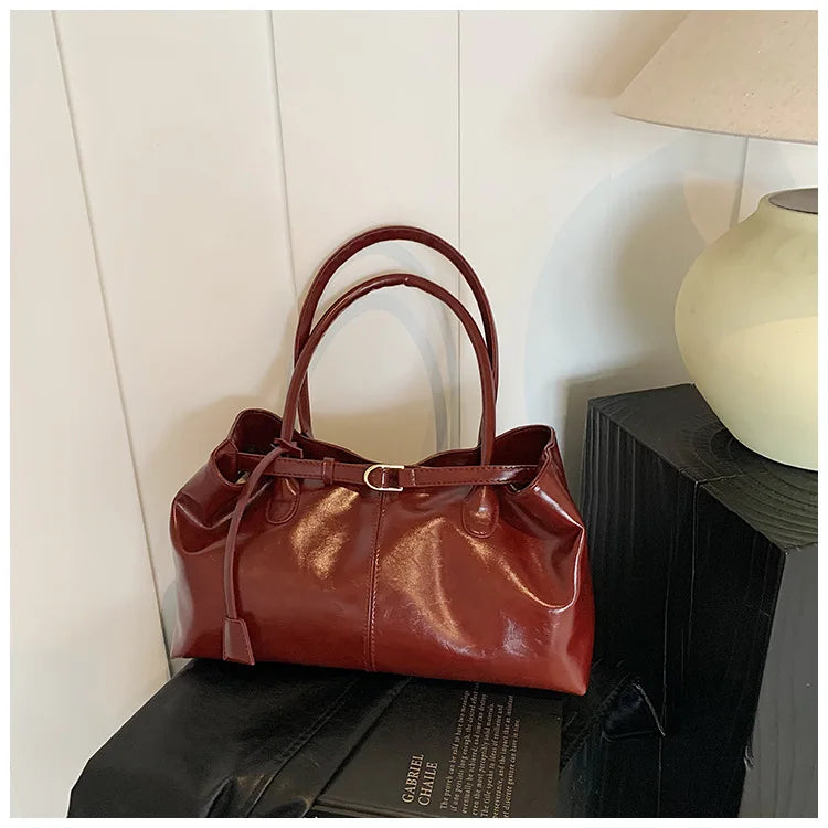 Women's Vintage PU Leather Shoulder Bag – Large Capacity Commuter Tote Handbag