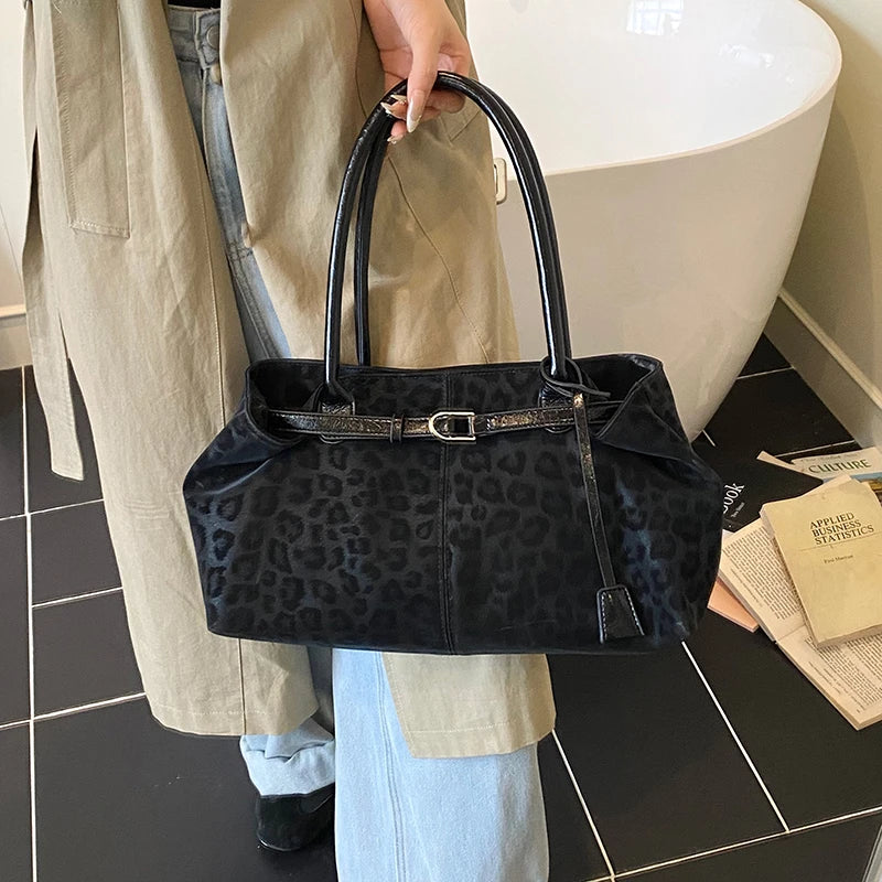 Women's Vintage PU Leather Shoulder Bag – Large Capacity Commuter Tote Handbag