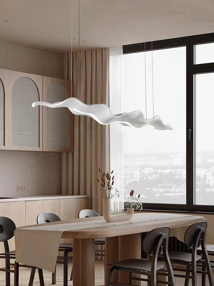 Vintage Resin Leaf Pendant Light in l100cm in a living room