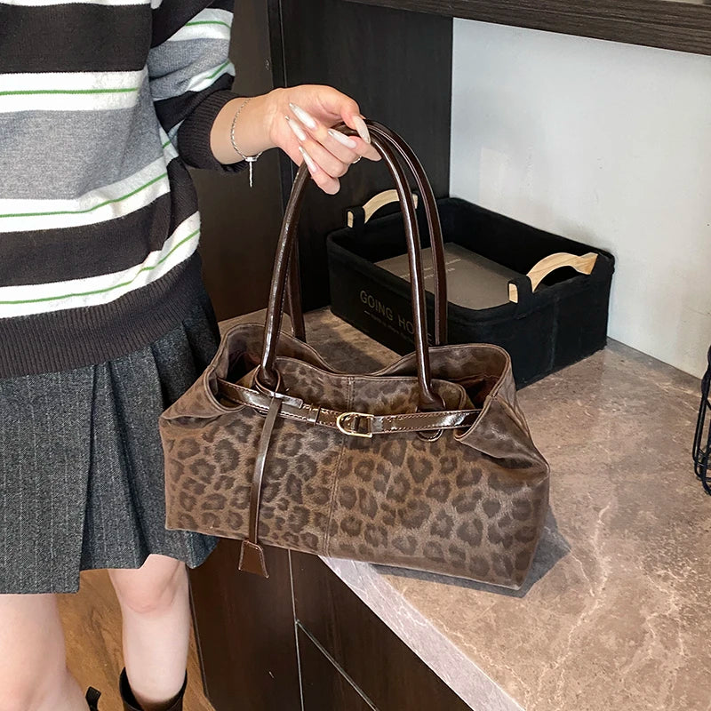 Women's Vintage PU Leather Shoulder Bag – Large Capacity Commuter Tote Handbag