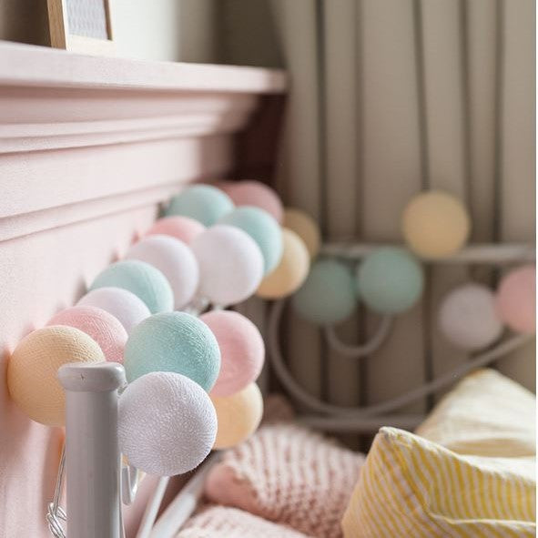 Cheerful Cotton Light-Up Ball Sling - LumiBall
