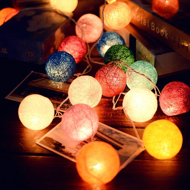 Cheerful Cotton Light-Up Ball Sling - LumiBall