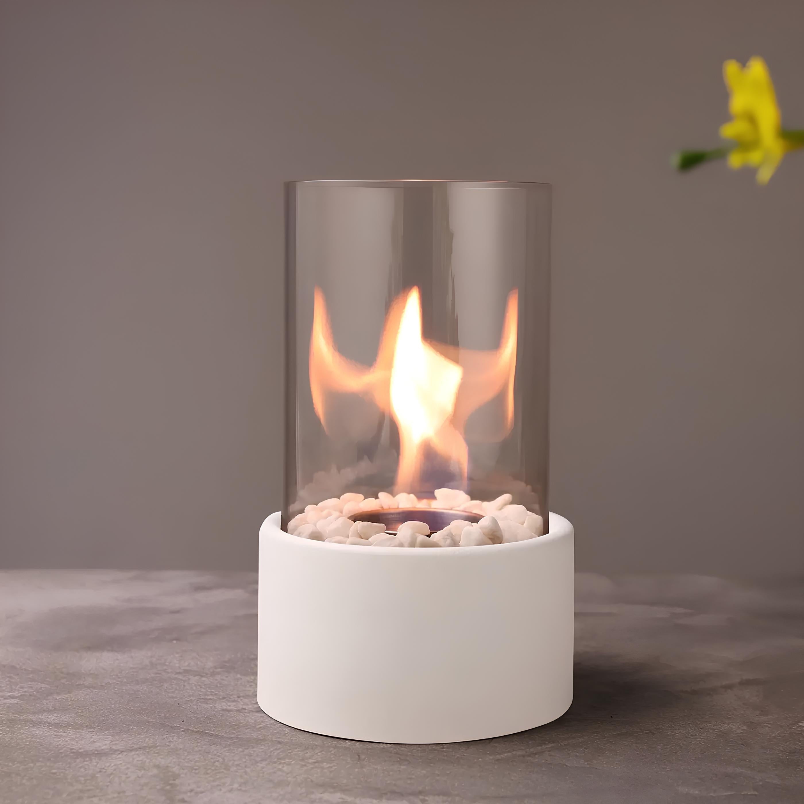 Classic Oil Lamp with Open Flame - Lumora