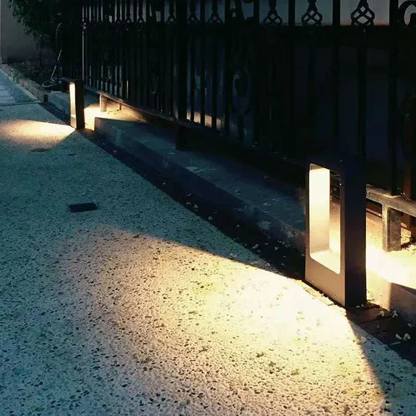 GardenGlow Ground Garden Lamp for Outdoor Use