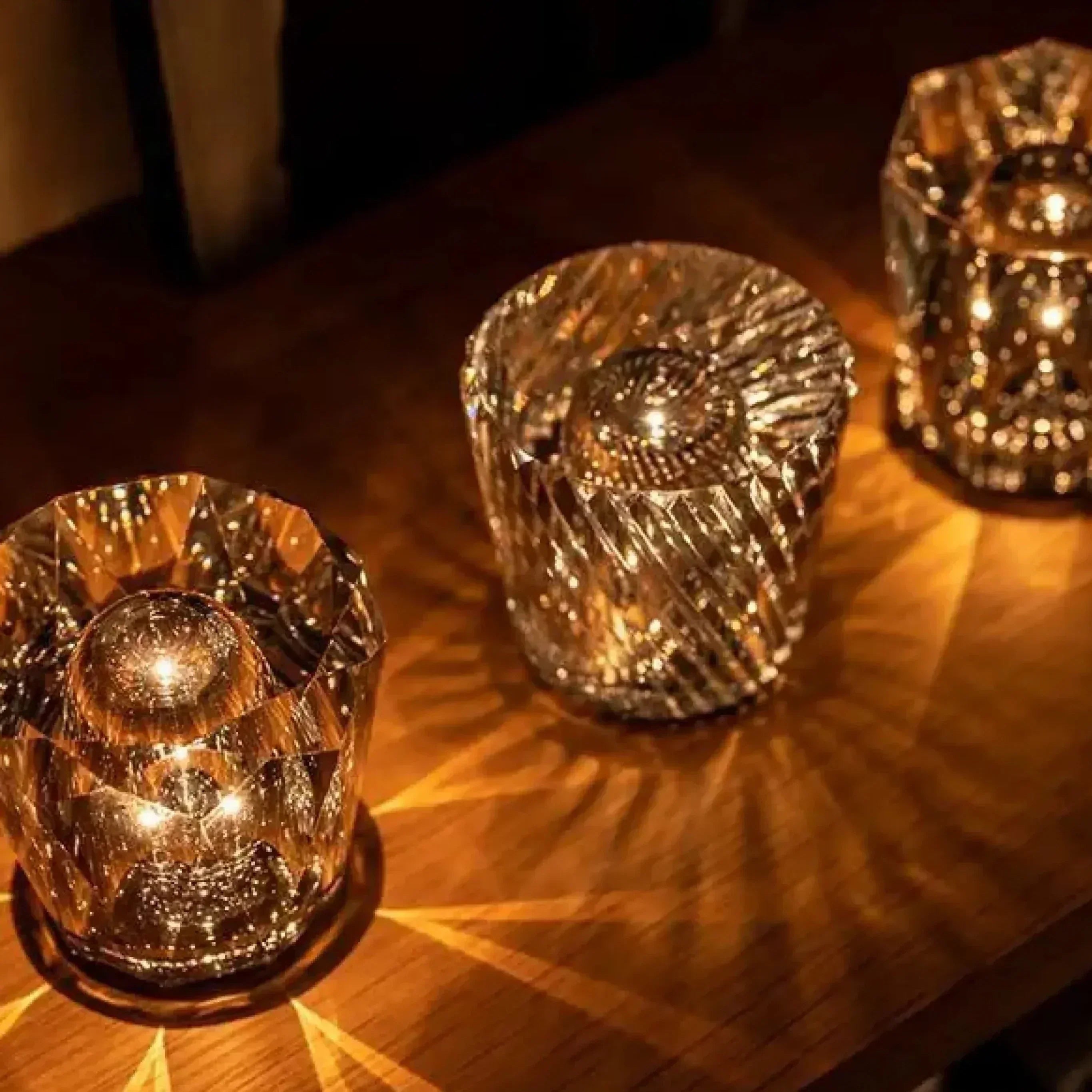 Luxury Rechargeable Diamond Crystal Table Lamp - Lumière Diamond