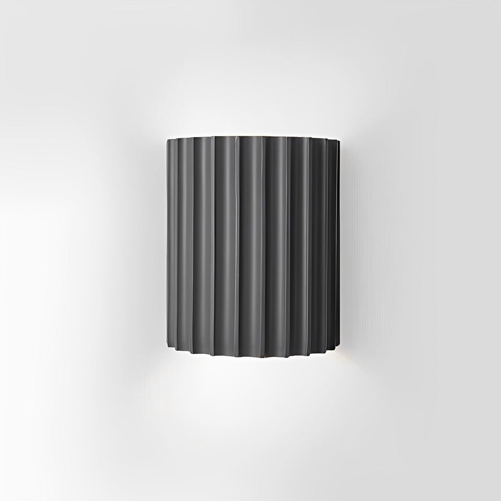 STYLISH RESIN WALL LAMPS - LUMIRESIN in warm white in a living room