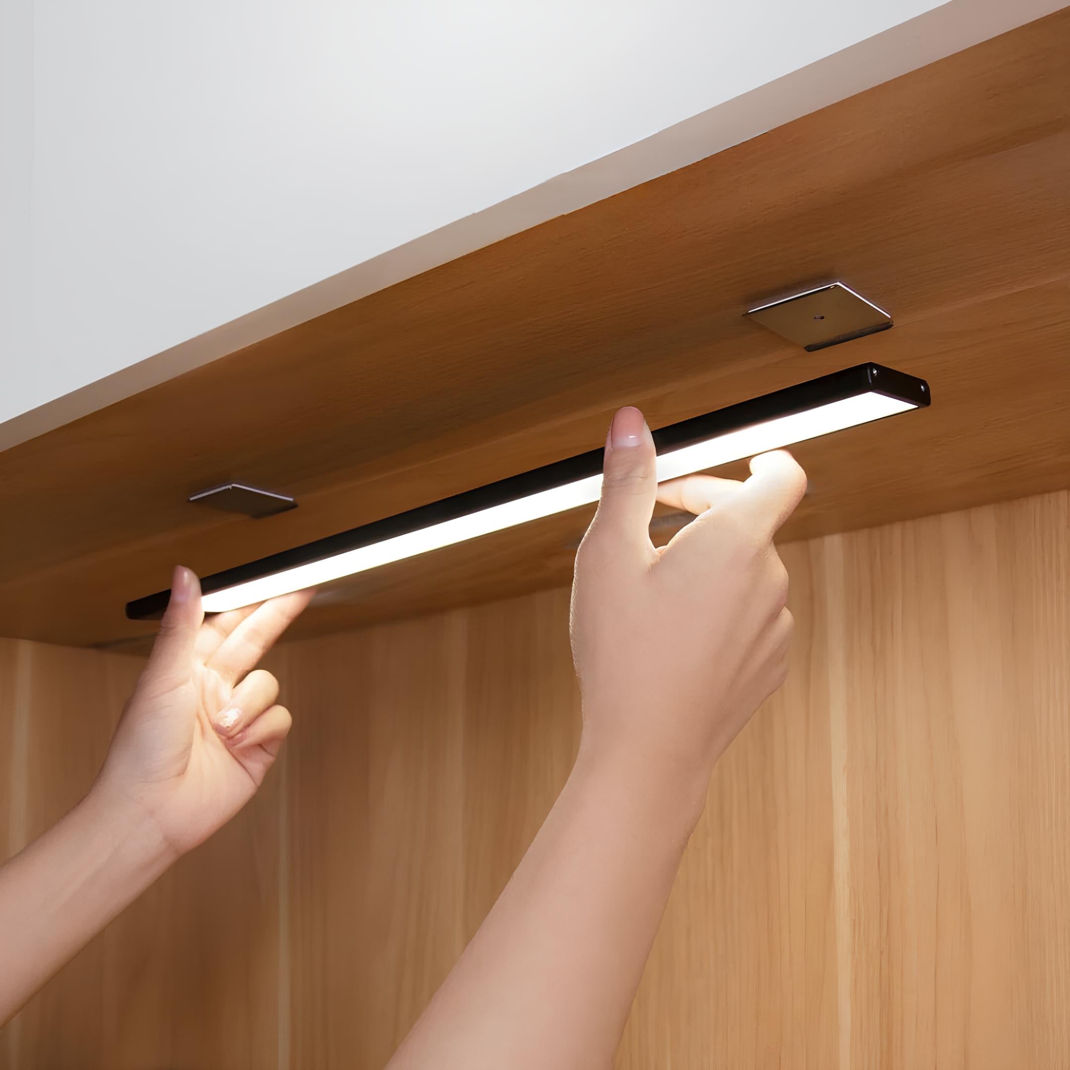 Wireless Motion Sensor Lamp - GlowMotion