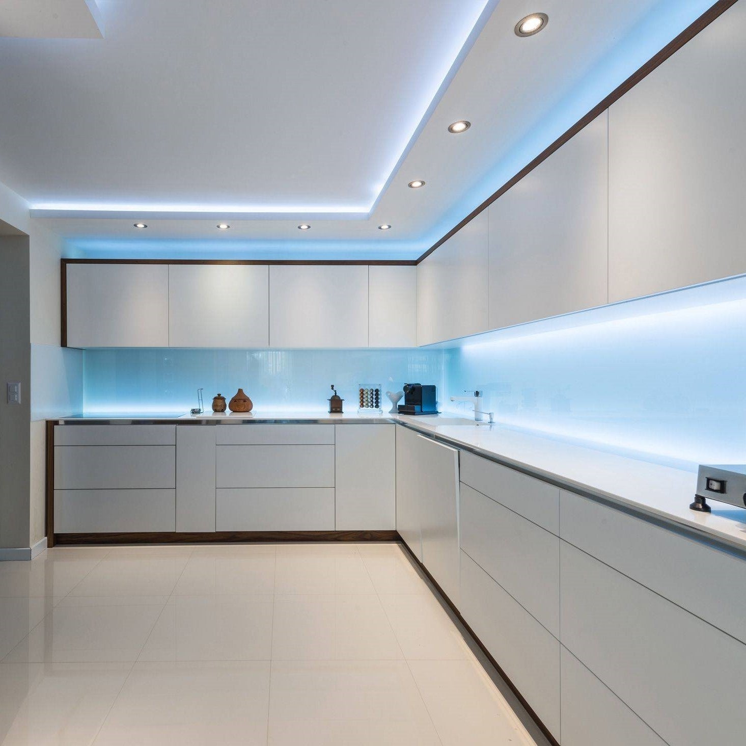 Wireless Motion Sensor LED Strip - LumaStrip